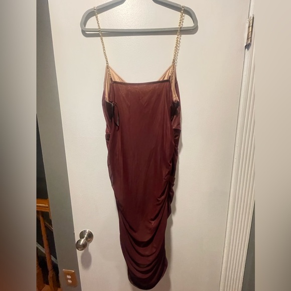 Shein Plus Chain Strap Ruched Tulip Hem Bodycon Dress - Picture 4 of 4